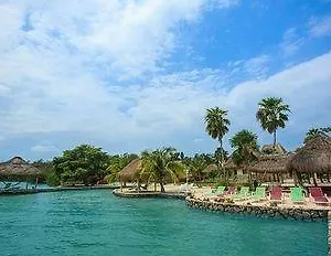 Bacalar Lagoon *** Санта-Крус-Чико